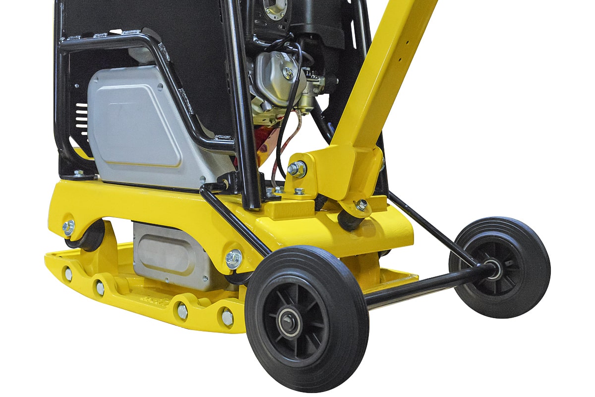 фото Виброплита реверсивная TSS-CP-240  (гидравлический привод)