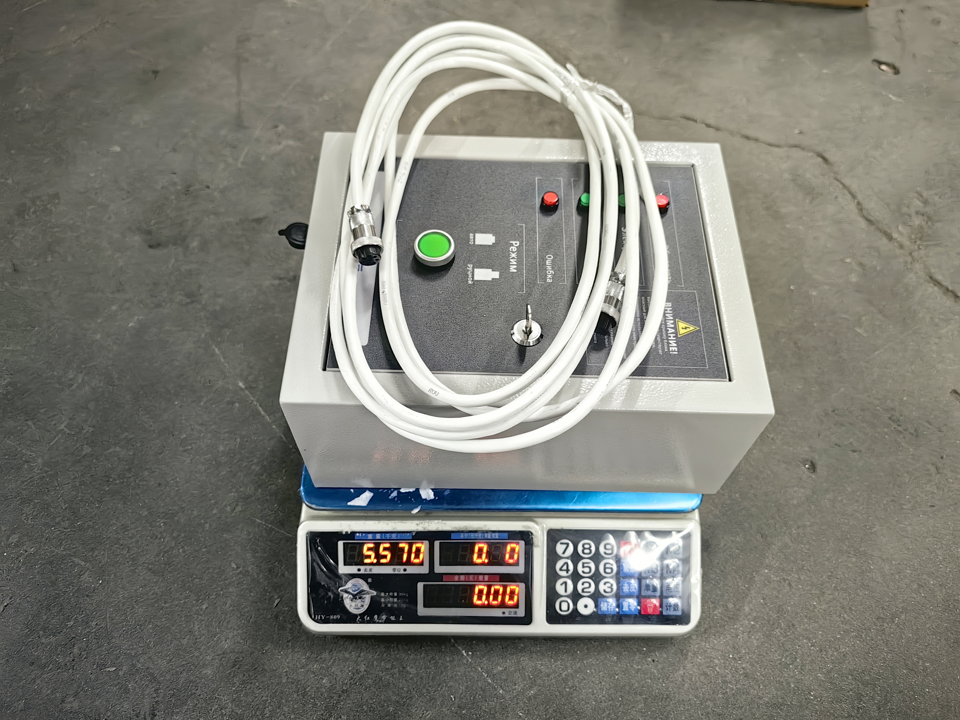 фото Блок АВР-С 18000/400