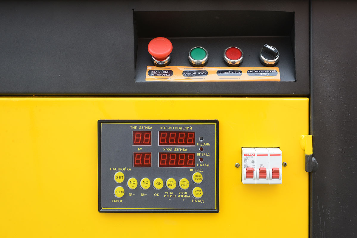 фото Станок для гибки арматуры TSS GW 52 с ЧПУ