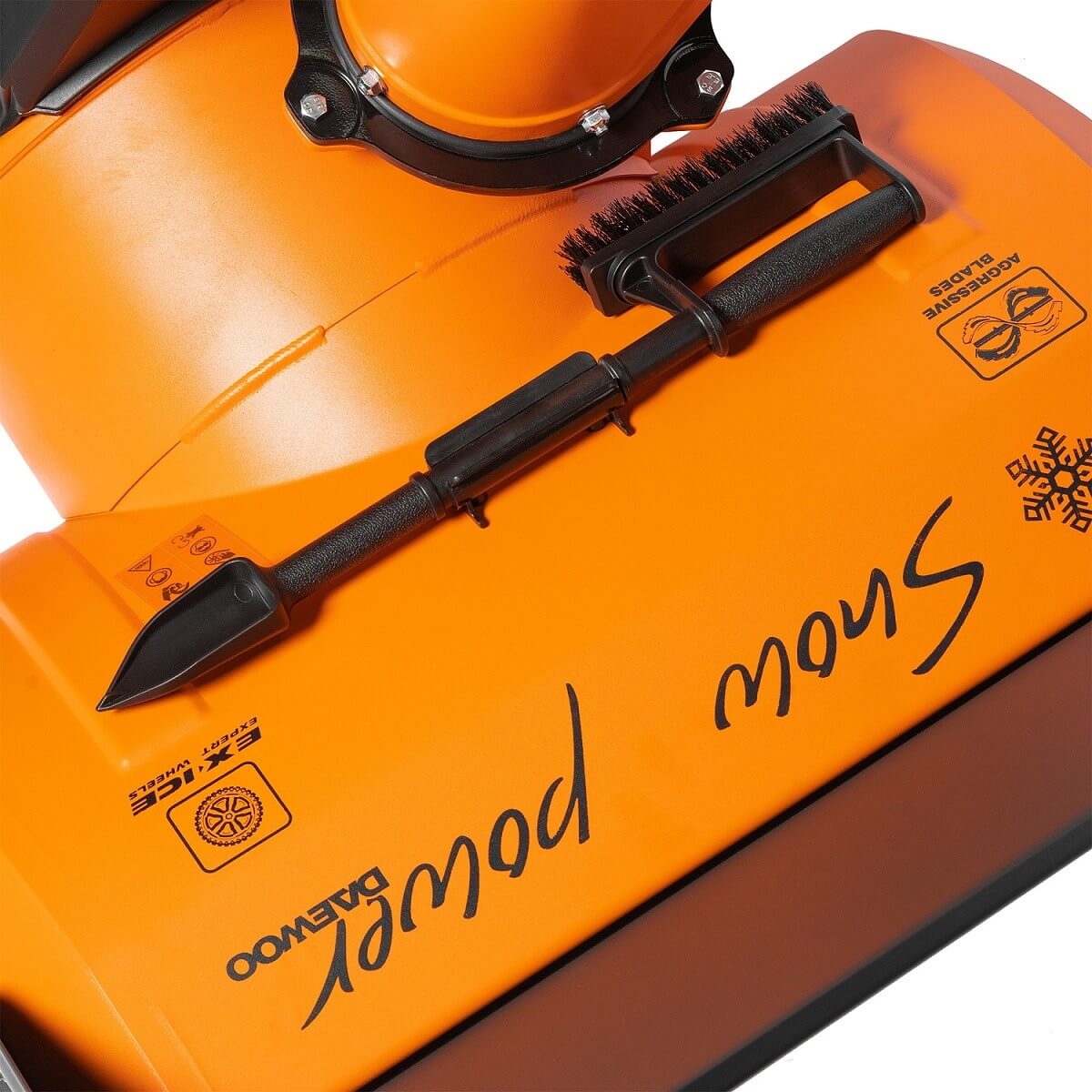 фото Снегоуборочник бензиновый DAEWOO DAST 1080