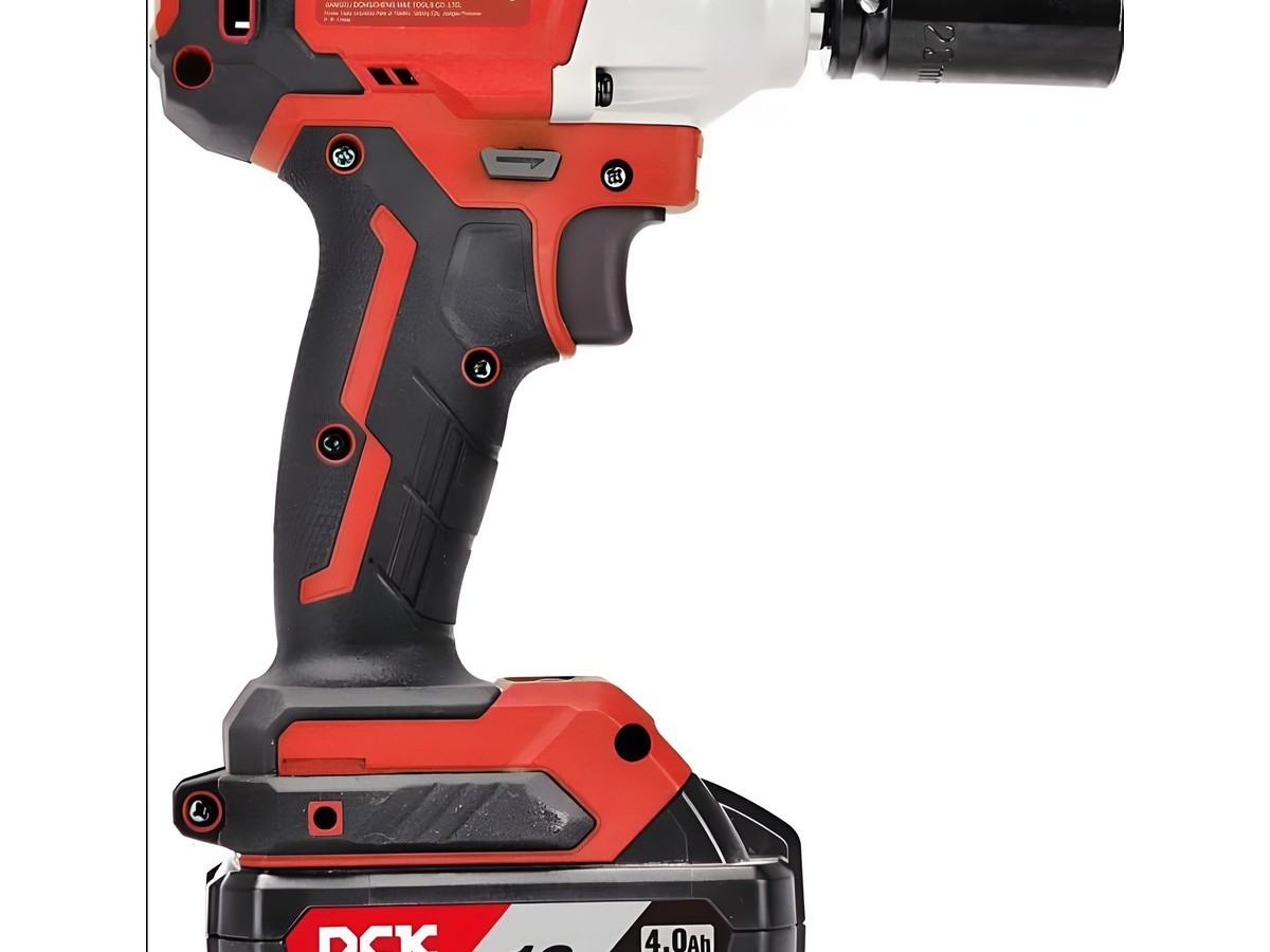 фото Гайковерт аккумуляторный ударный DCK KDPB298