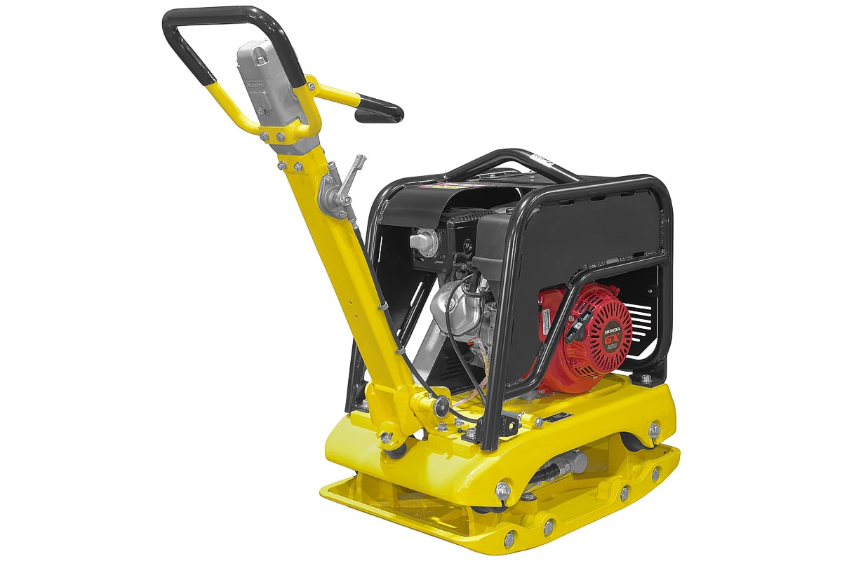 фото Виброплита реверсивная TSS-CP-240  (гидравлический привод)