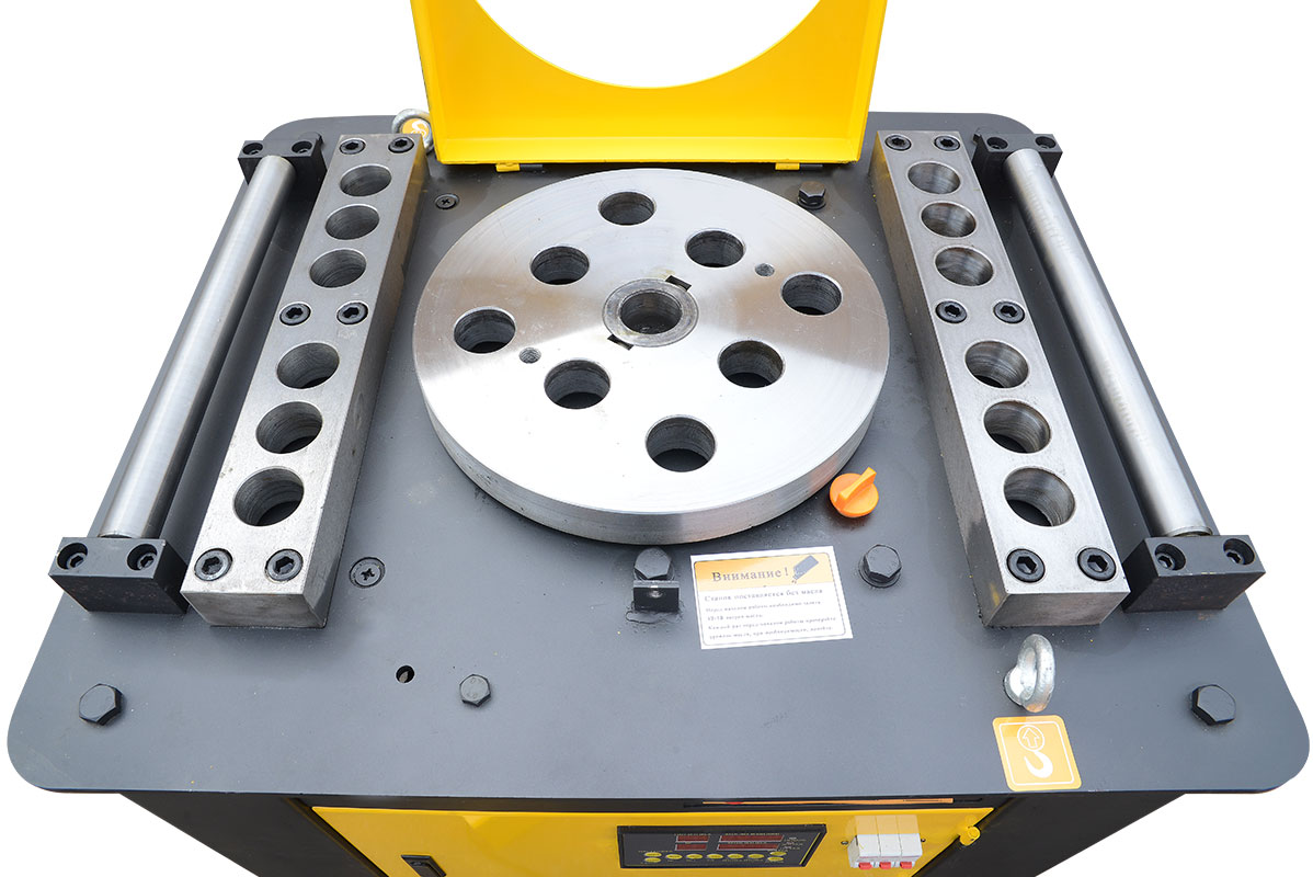 фото Станок для гибки арматуры TSS GW 52 с ЧПУ