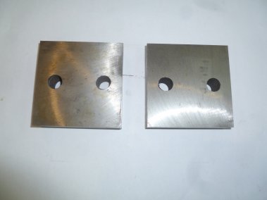 фото Нож для резчика арматуры ТСС GQ-50,A.N (к-т из 2-х деталей  с 2 отверстиями М16,90х90х26 мм)