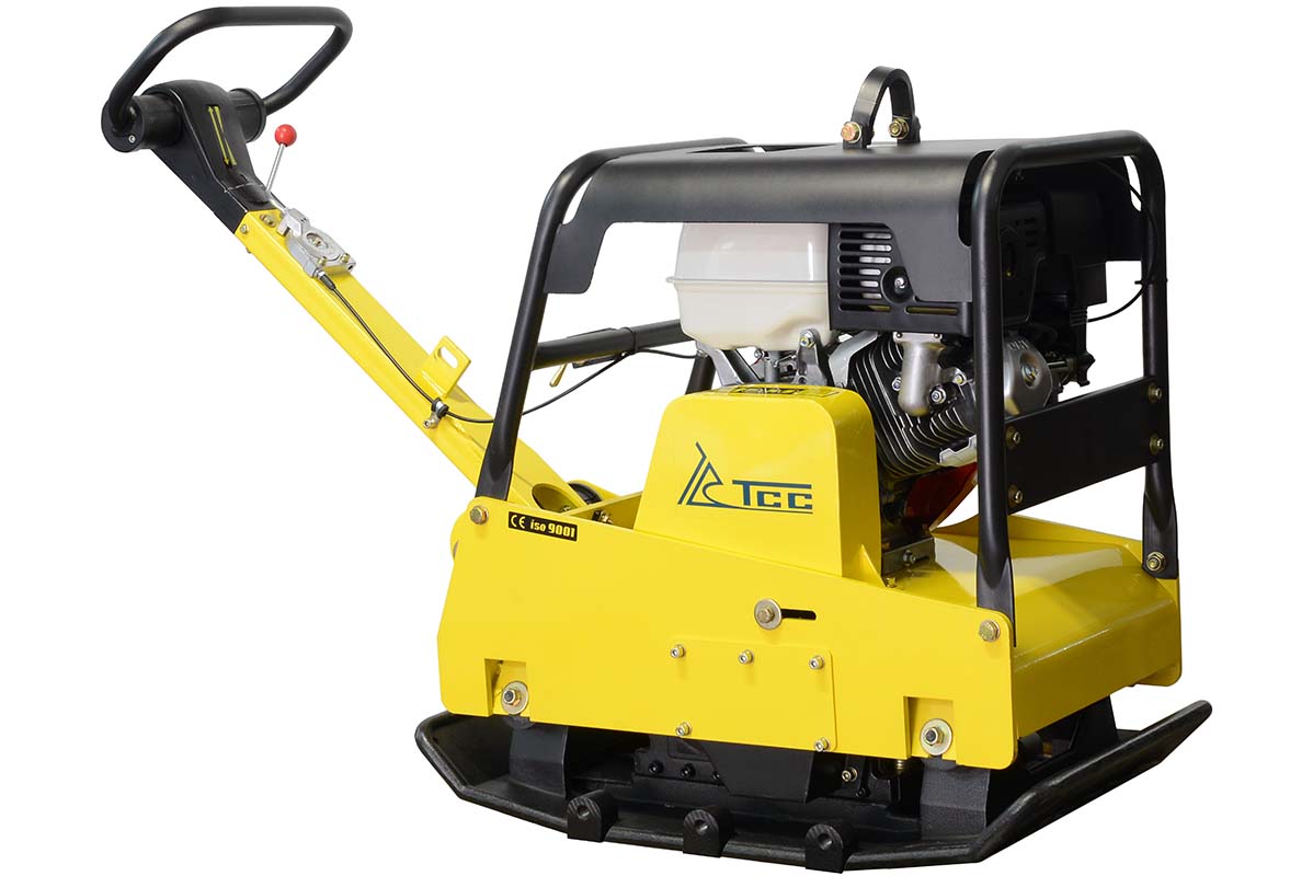 фото Виброплита реверсивная TSS-WP265YH (гидравлический привод)