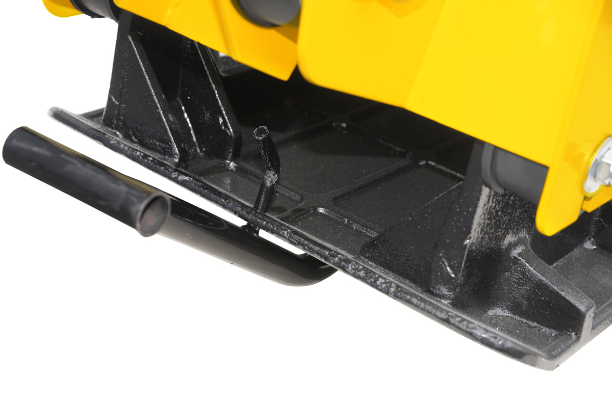 фото Виброплита TSS-VP120TH (колесный комплект, бак)