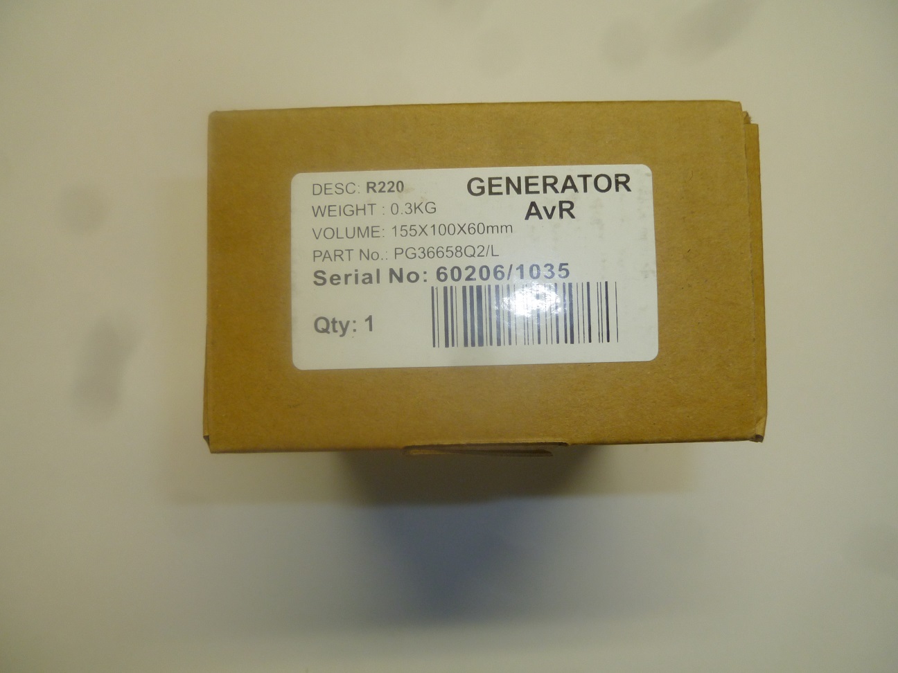 фото Регулятор напряжения R220/ AVR R220