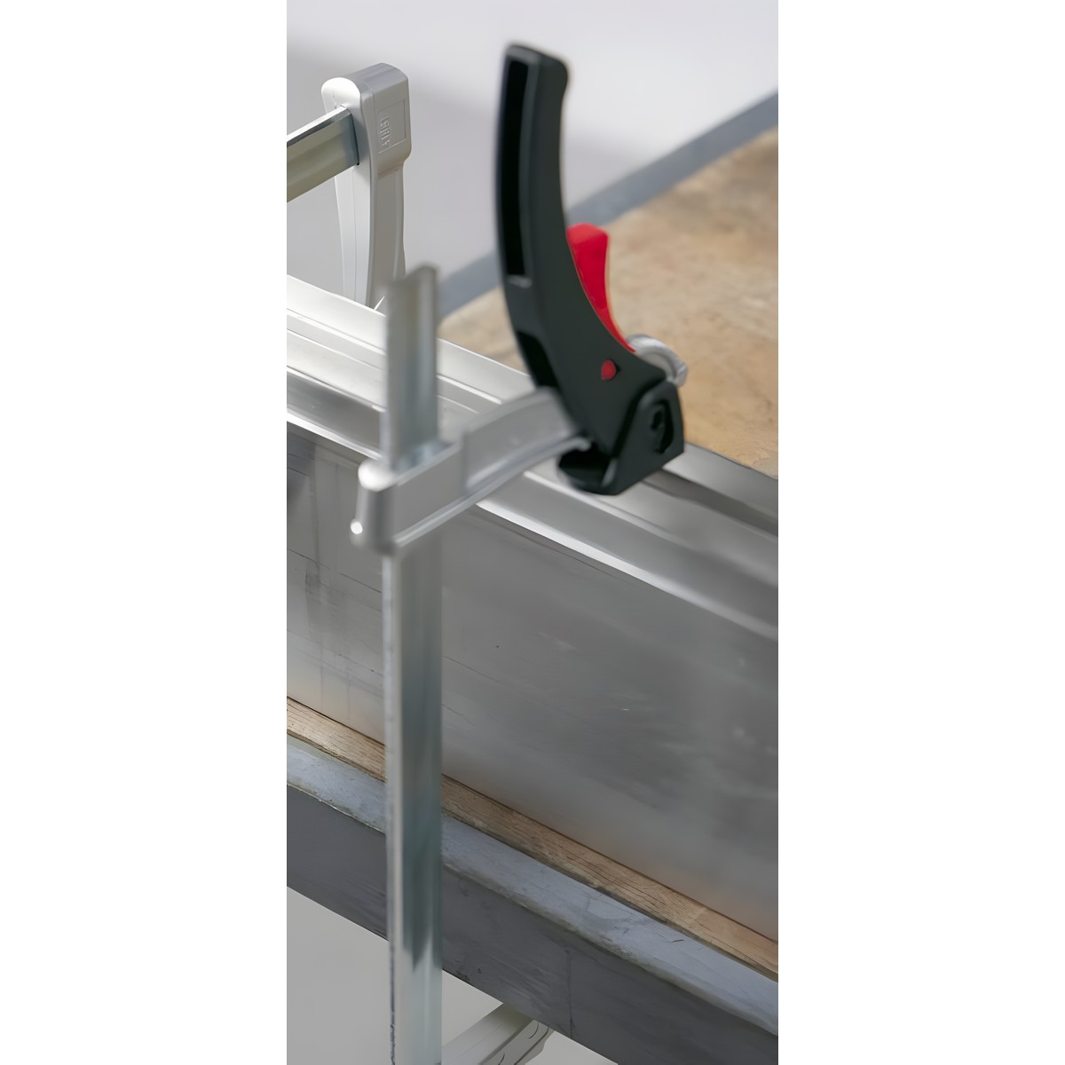 фото Струбцина 200/80 мм BESSEY BE-KLI20