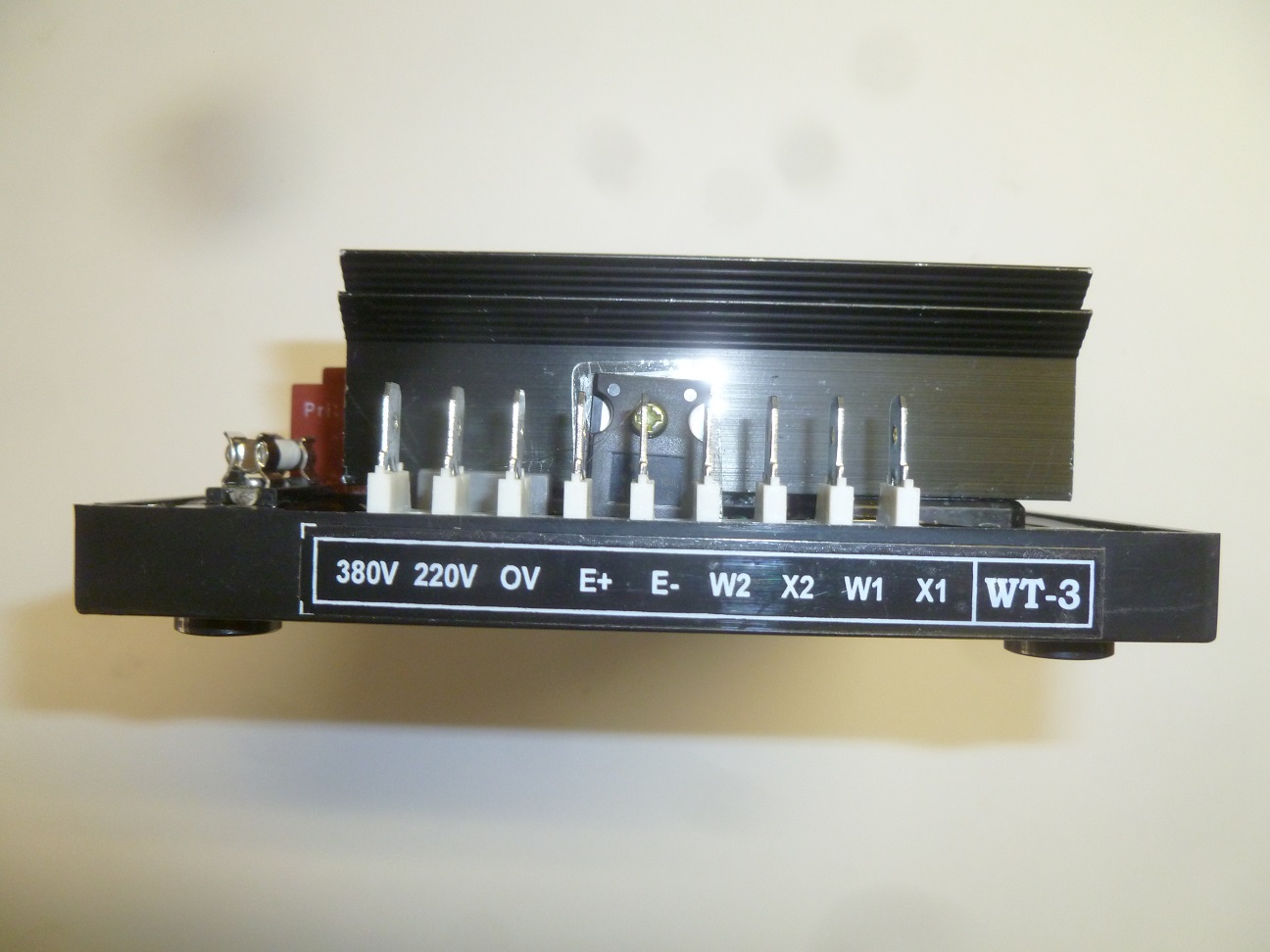 фото Регулятор напряжения AVR ENGGA (WT-3)