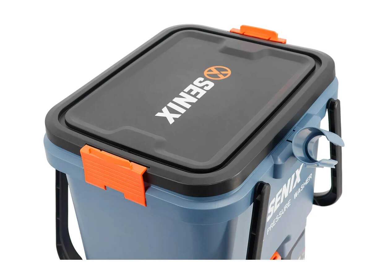 фото Мойка высокого давления аккумуляторная SENIX HPWX2-M2-EU
