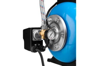 фото Насосная станция автоматическая ЗУБР НАС-М3-1000