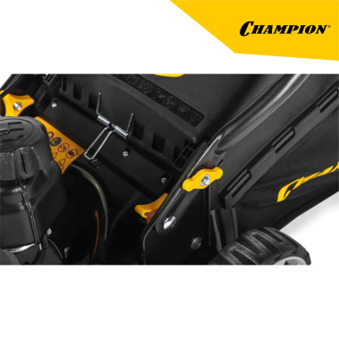 фото Газонокосилка бензиновая CHAMPION LM4215