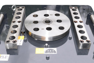 фото Станок для гибки арматуры TSS GW 40B